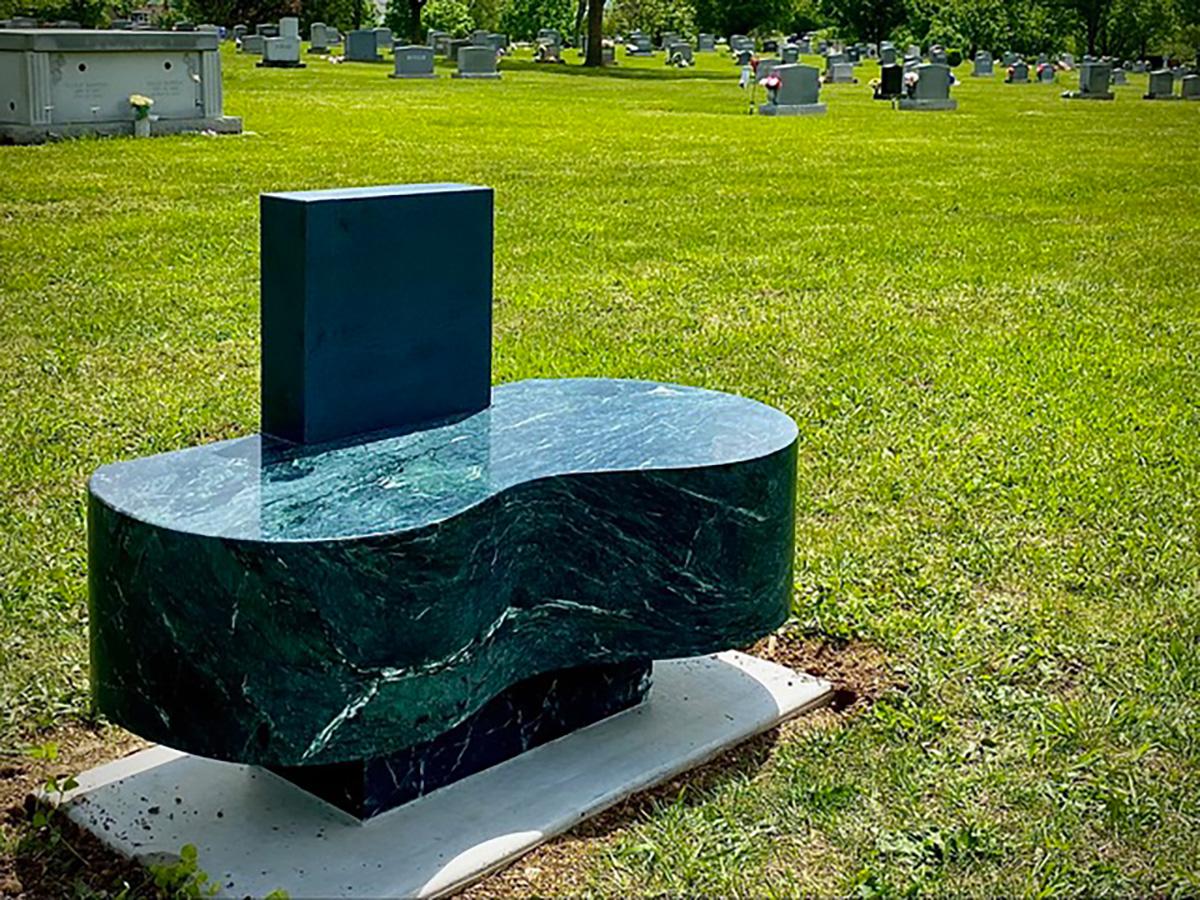 Vermont Verde Serpentine memorial bench